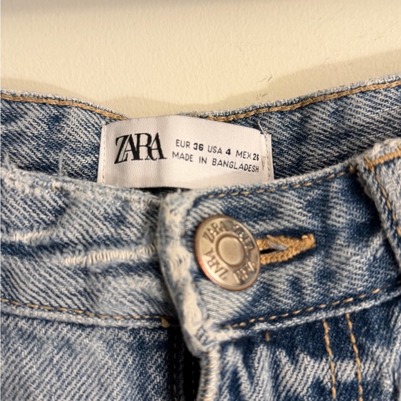 Zara Light Blue Flare Jeans - Picture 3 of 3